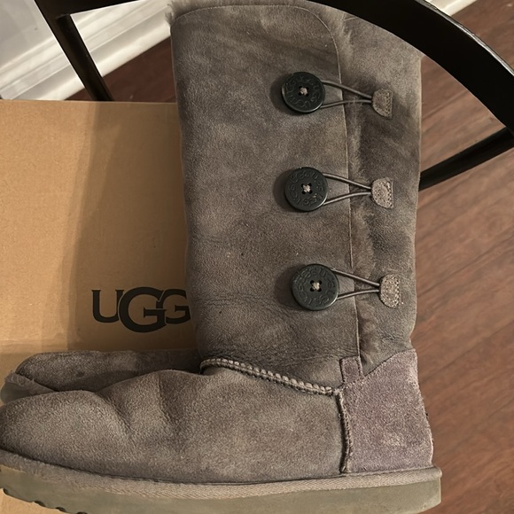 Bailey Button Women’s UGG Boots Great shape with box! - Picture 13 of 16